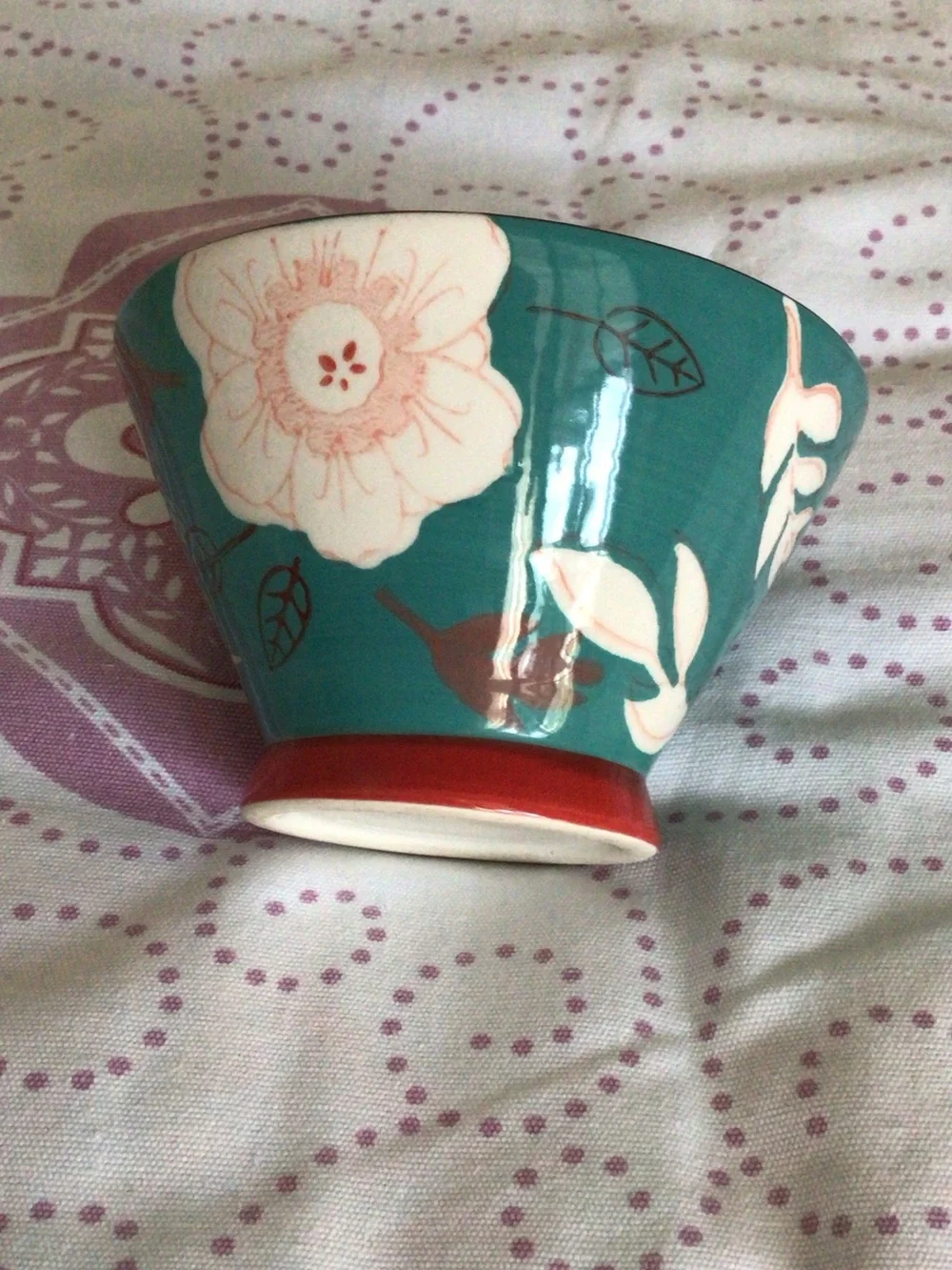 Ceramic Decorative Cat Bowl in Teal with Red Base